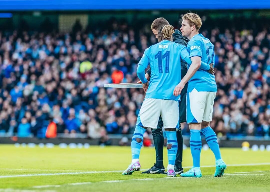 世界杯爆大冷！世界冠军0-2惨败，伊藤美诚剃光头，日本约战国乒