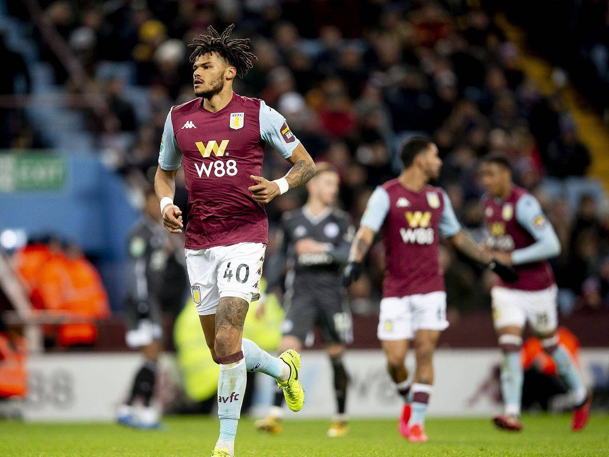 他真把足球踢成艺术了