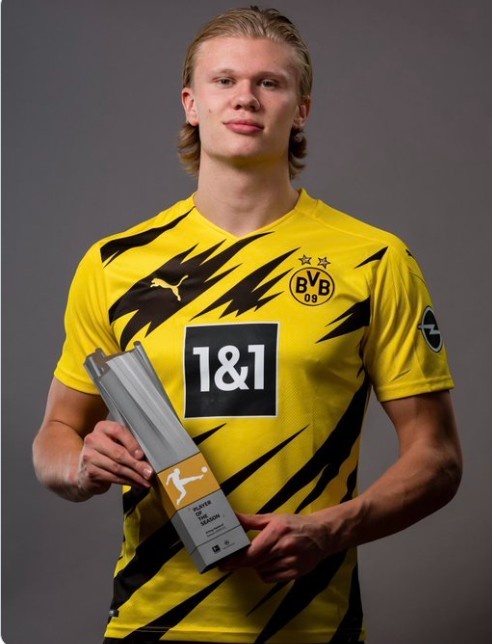 6-0：迪奥曼德·阎，前莱加尼斯球员，在拜访巴萨之前重创法兰克福