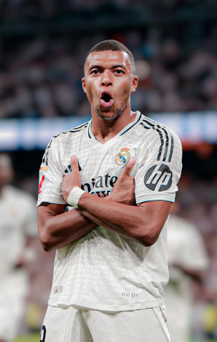 劳塔罗本赛季34次射门意甲第三，6次错失绝佳机会数意甲第二